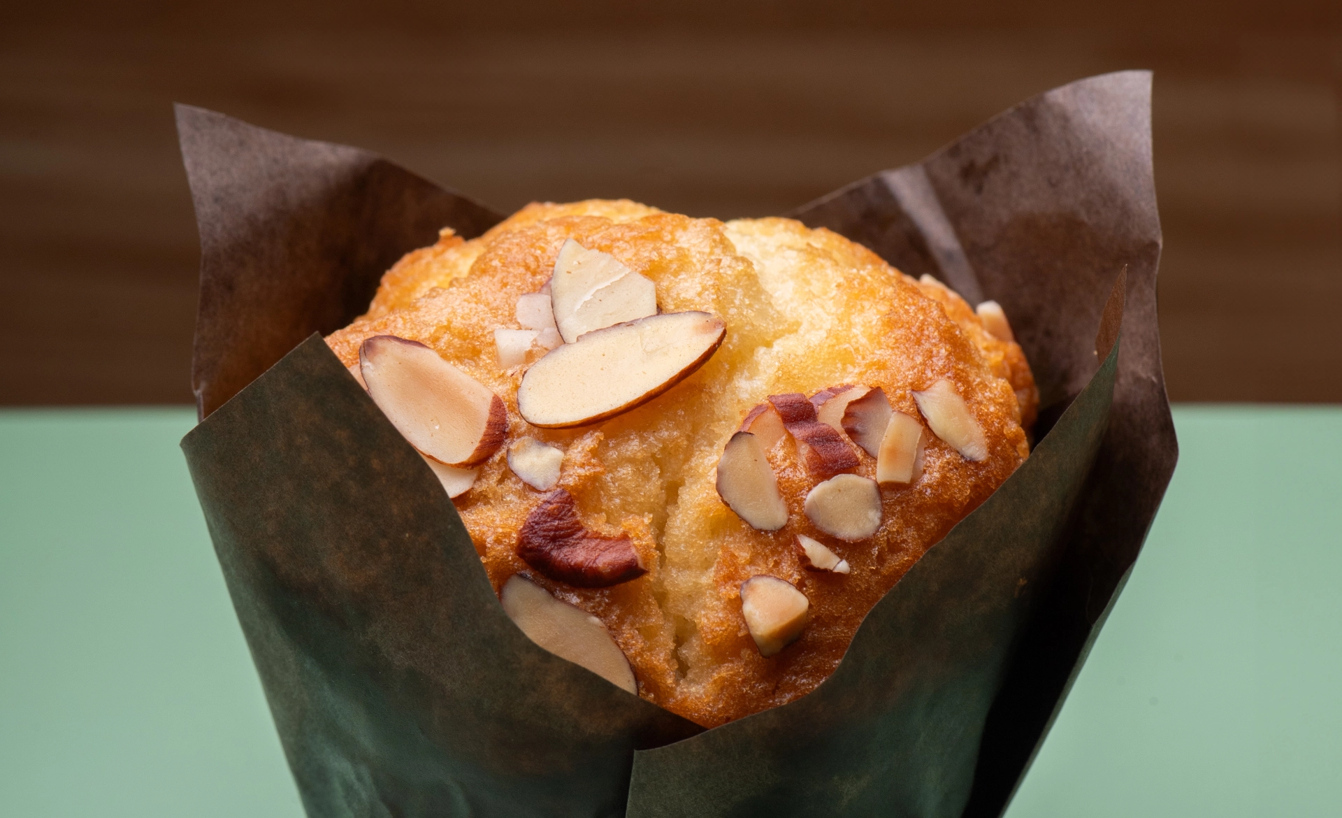 ALMOND MUFFIN
